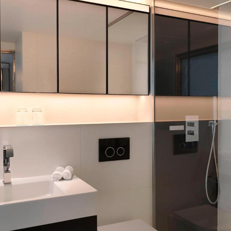 Le Méridien Beach Plaza - Superior Zimmer mit Kingsize-Bett und Stadtblick – obere Etage - 4