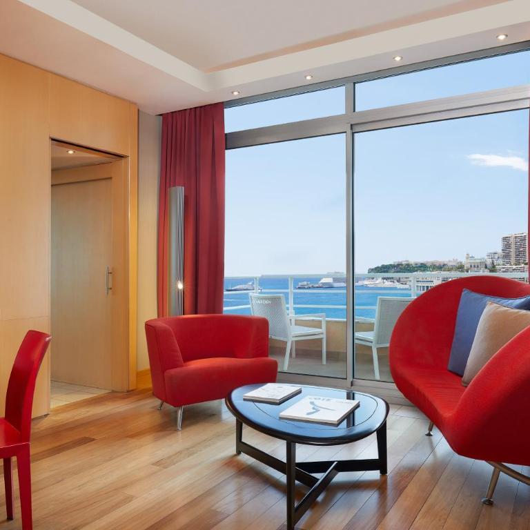 Le Méridien Beach Plaza - Design Suite mit 1 Schlafzimmer, Kingsize-Bett und eingeschränktem Meerblick - 1