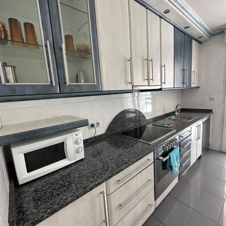 DESCUBRE GALICIA DESDE OURENSE - Apartamento de 3 dormitorios - 1