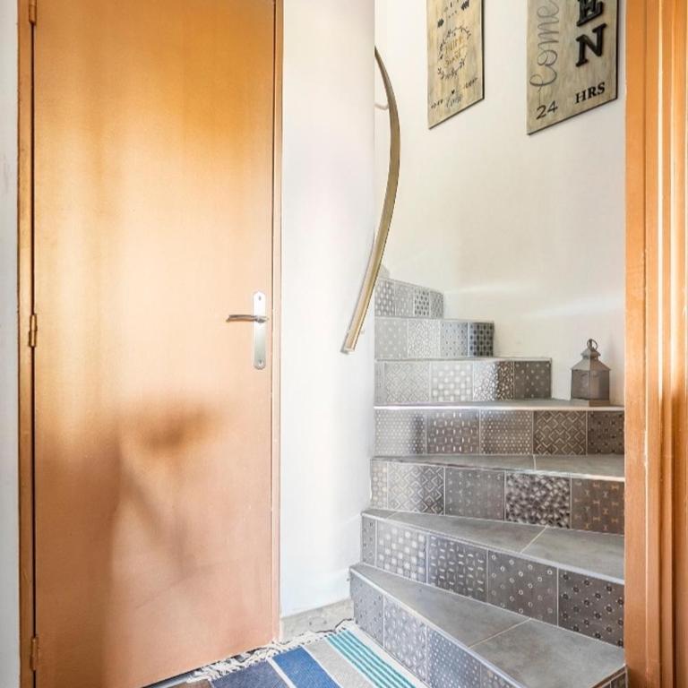 Maison de vacances à l'Ayguade classée 3 étoiles, climatisée,3mn à pied plage et restos ,5mn aéroport, 10mn gare - Haus mit 4 Schlafzimmern - 36
