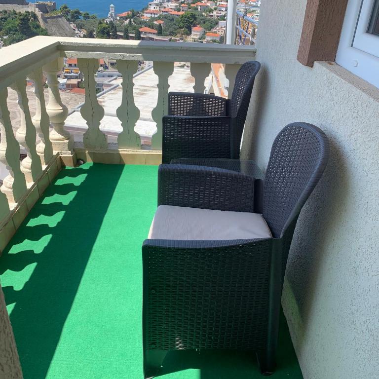 Apartments Knežević - Studio sa Balkonom i Pogledom na More - 6