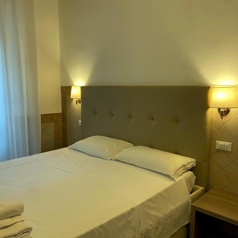 Hotel Alex Square - Camera Matrimoniale/Doppia con Letti Singoli con Bagno - 7