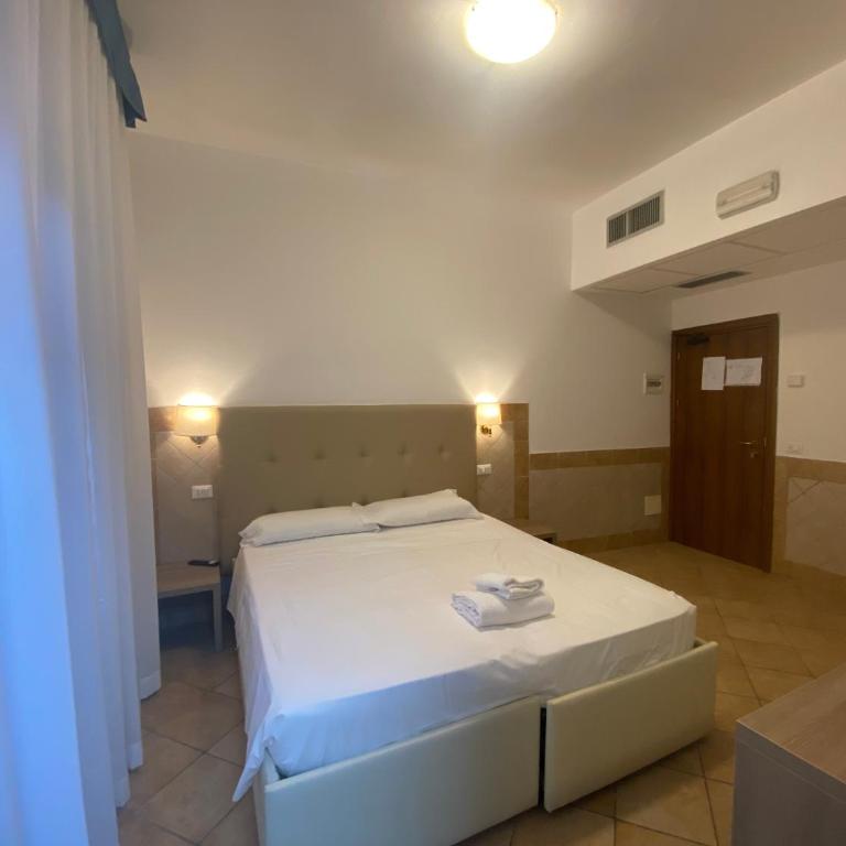 Hotel Alex Square - Camera Matrimoniale/Doppia con Letti Singoli con Bagno - 10