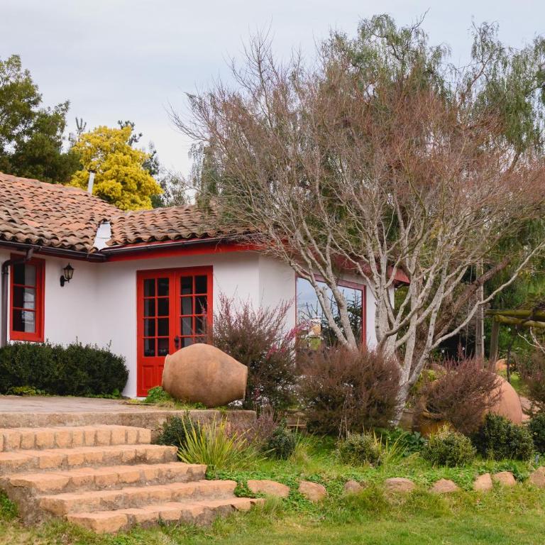 Casa de Campo en la costa de Pelluhue - Three-Bedroom House - 1