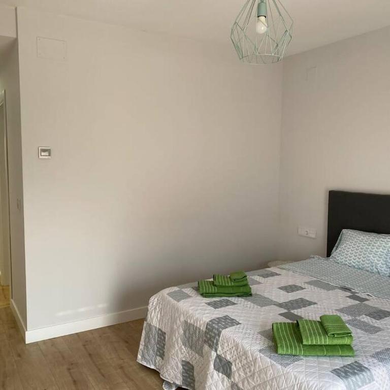Precioso alojamiento en la mejor zona de Málaga - Apartamento - 38