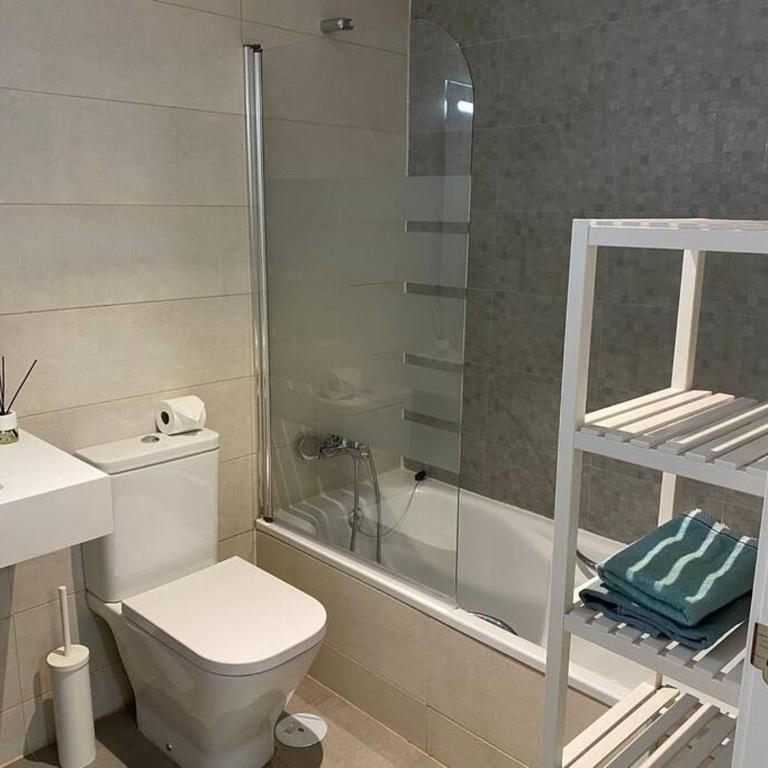 Precioso alojamiento en la mejor zona de Málaga - Apartamento - 40