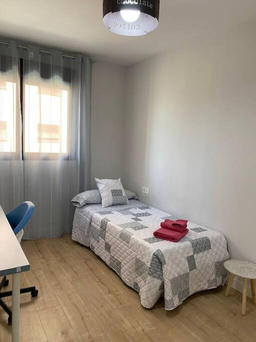 Precioso alojamiento en la mejor zona de Málaga - Apartamento - 42