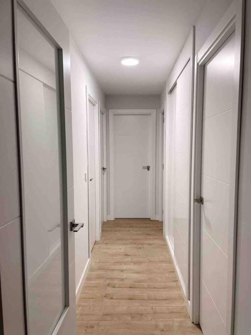 Precioso alojamiento en la mejor zona de Málaga - Apartamento - 46
