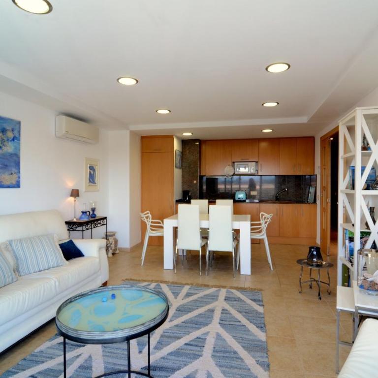 Rocamaura II 6-3 - Two-Bedroom Apartment - 13