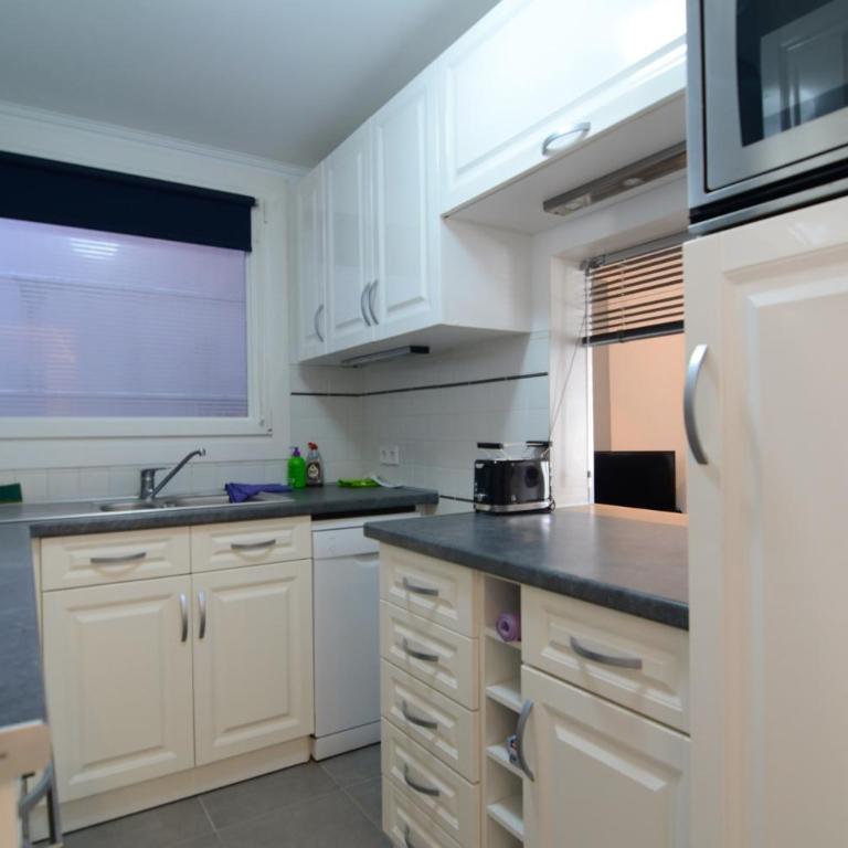PORT 40 2 - apartamento céntrico - Apartment - 13