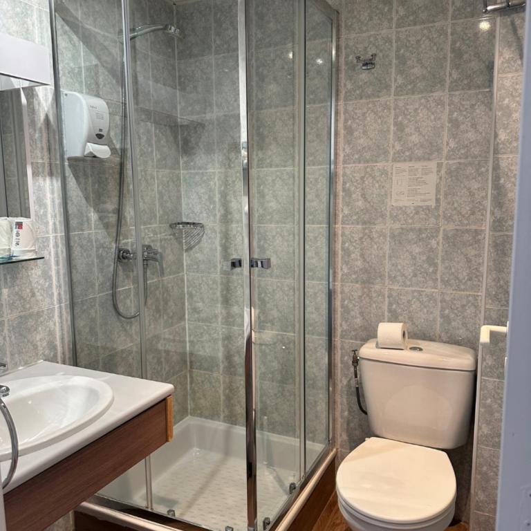 Hotel Edelweiss - Chambre Double ou Lits Jumeaux avec Balcon - Vue sur Pistes de Ski - 3