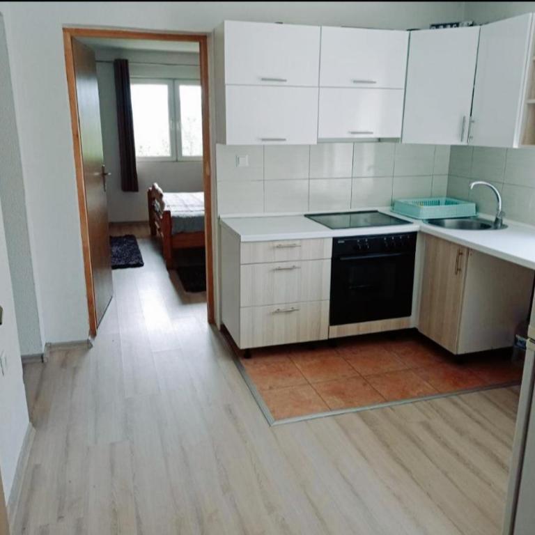 Sunnyhill - Apartment with Garden View - 6