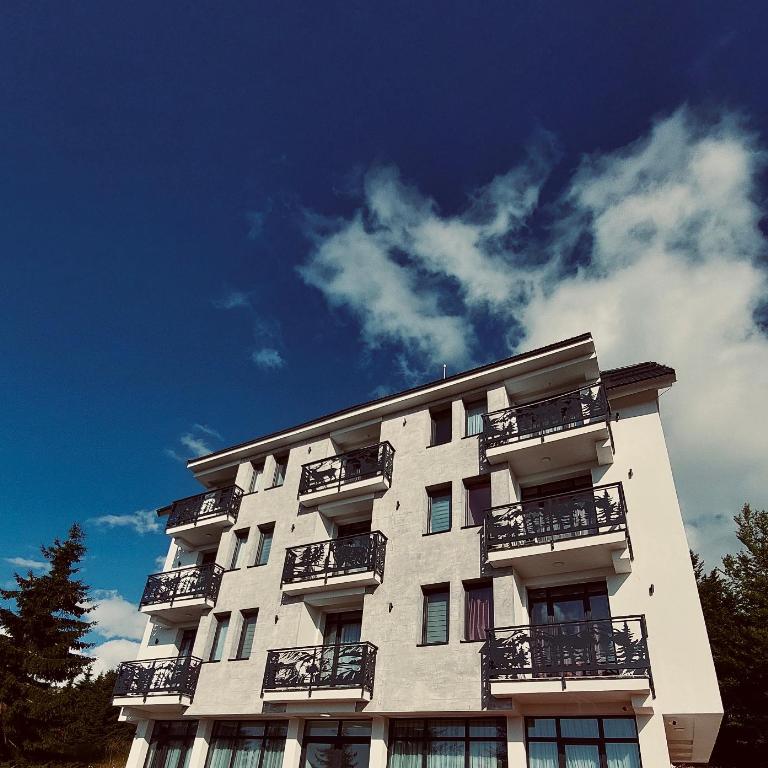 Apartman "LOLA" Kopaonik - Studio sa Bračnim Krevetom (King-size) - 2