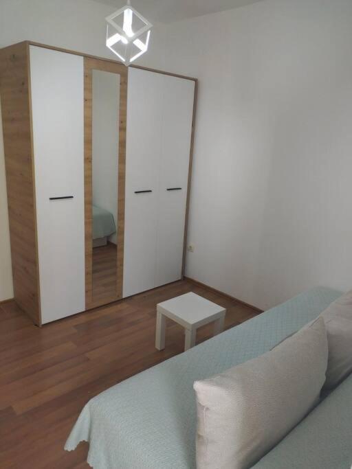Smile - One-Bedroom Apartment - 8