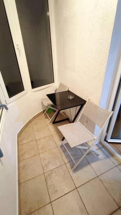 Smile - One-Bedroom Apartment - 9