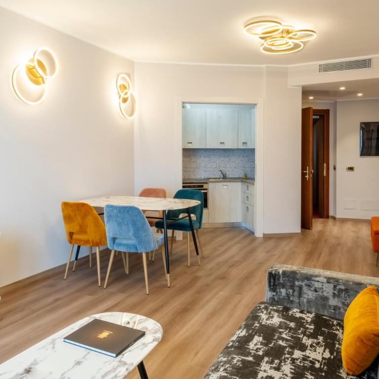 Residence Carl&Do - Appartamento Deluxe con 2 Camere da Letto e con Vista Lago - 3
