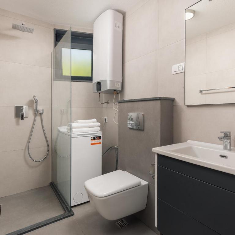 Berge Apartments - Two-Bedroom Apartment - 9