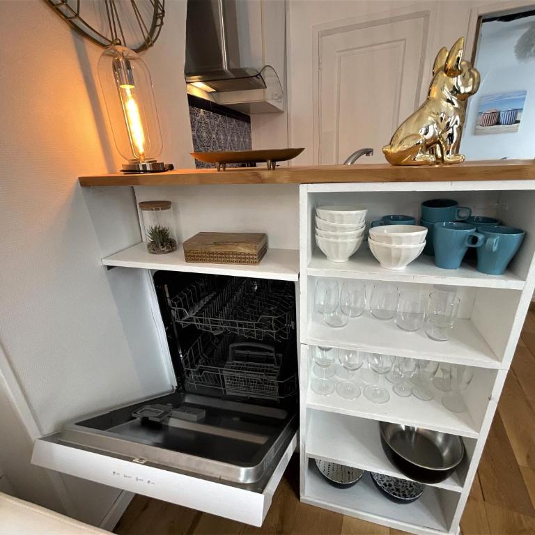 Petite Bulle - One-Bedroom Apartment - 8