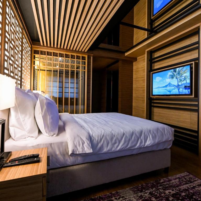 Hanami Design Hotel - Deluks Dvokrevetna Soba sa Bračnim Krevetom - 6