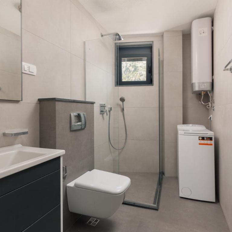 Berge Apartments - Two-Bedroom Apartment - 6