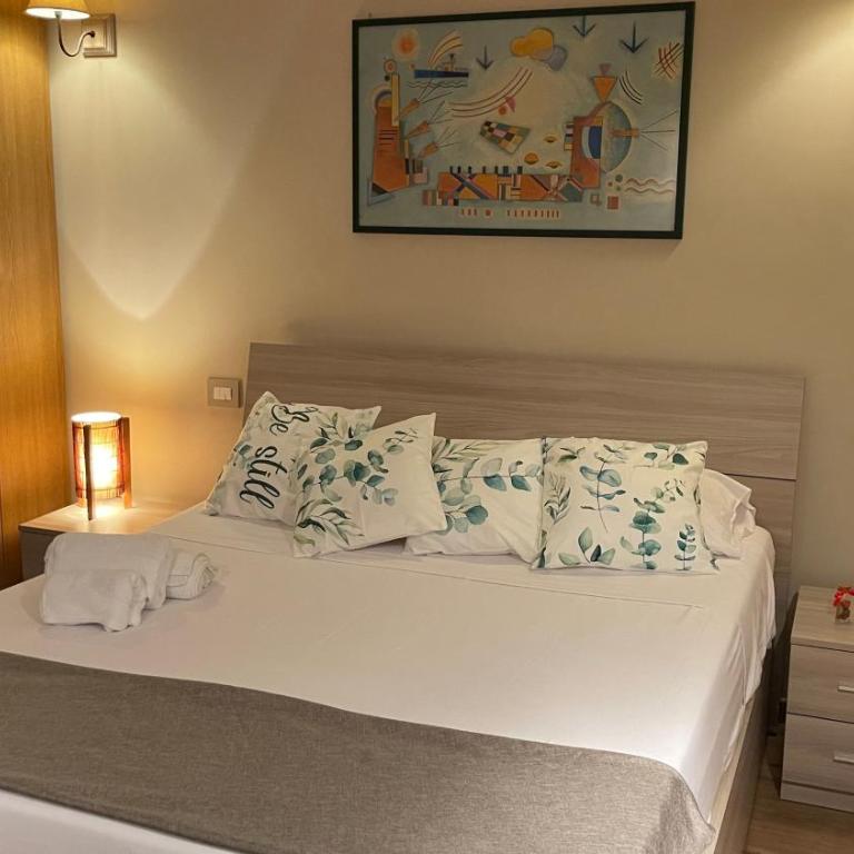 Frank Host Roma Lux , Metro A a 50 m, simple check-in con codice a qualsiasi orario - One-Bedroom Apartment - 1