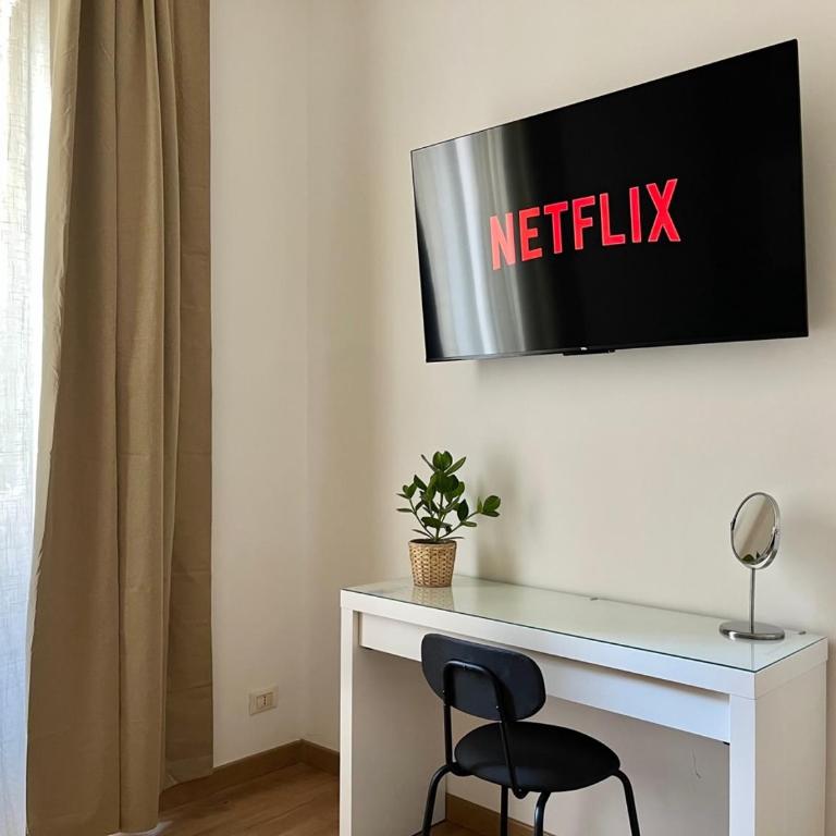VATICAN VIBES - Three-Bedroom Apartment - 37