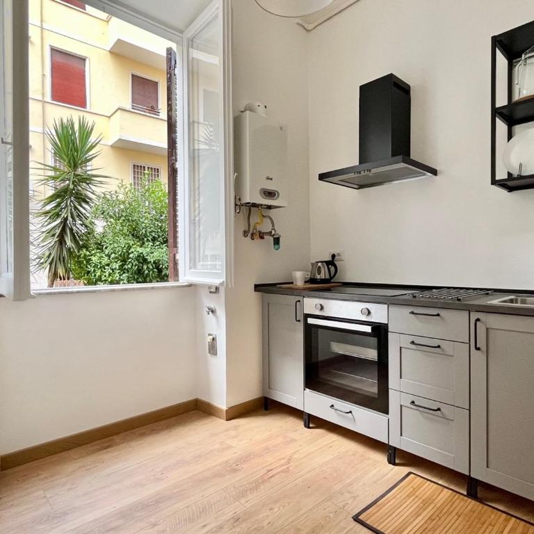 VATICAN VIBES - Three-Bedroom Apartment - 45