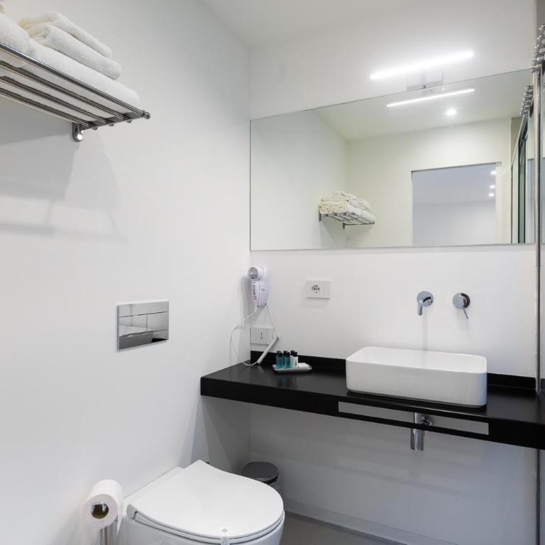 A - MARE Home Catania - Double Room with Park View - 10