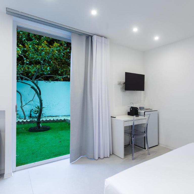 A - MARE Home Catania - Double Room with Park View - 20