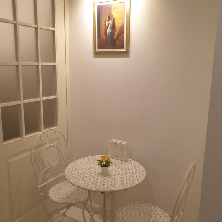 Elegante Monolocale - Macchi 1920 - Monolocale con Divano-Letto - 7