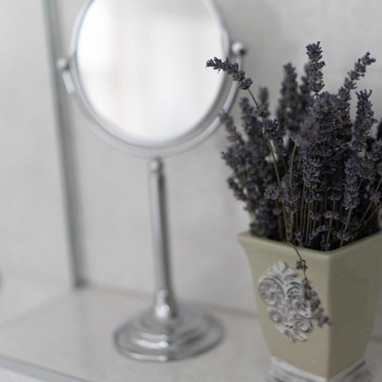 Nomad Rooms - Deluxe Double Room with Balcony - 21