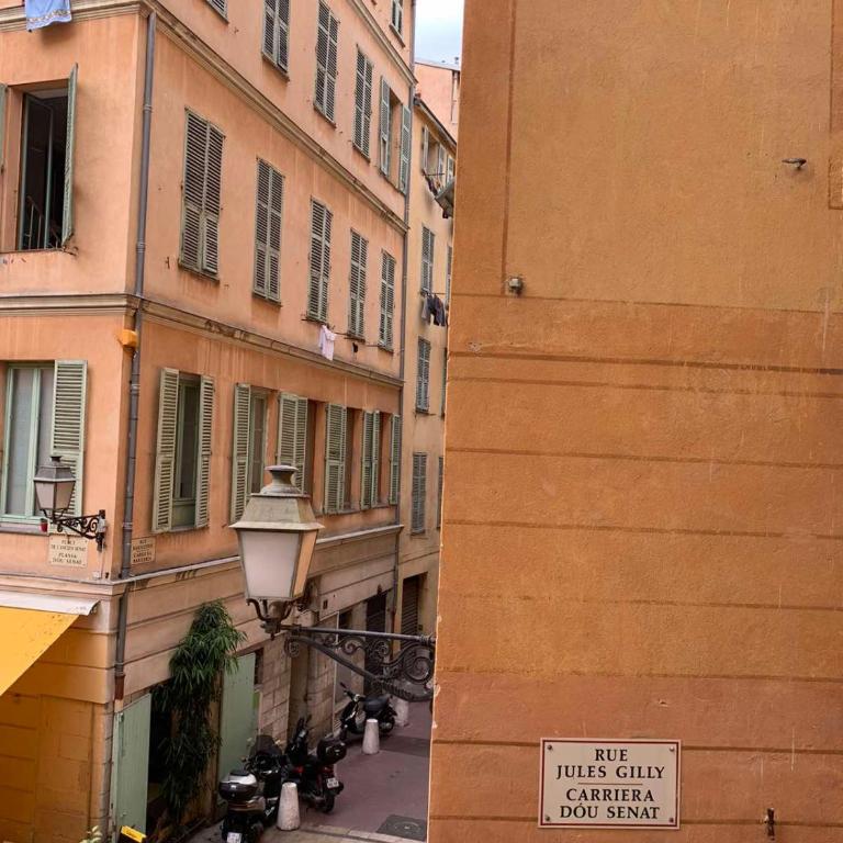 Apartment 33 on The Old Historic Senate Square - Appartement 2 Chambres - 22