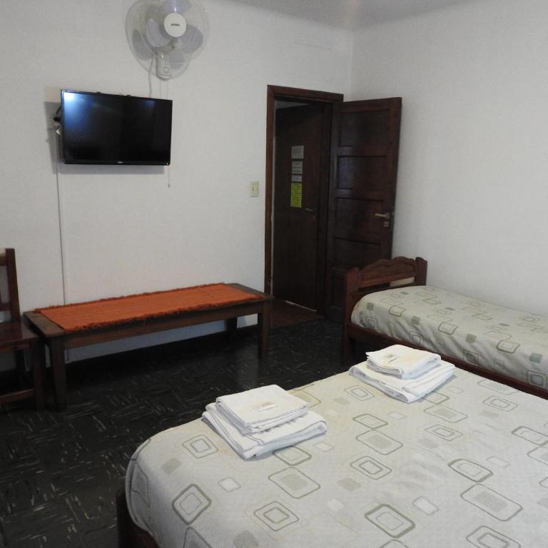Los Girasoles team family - Two Connecting Rooms - 15