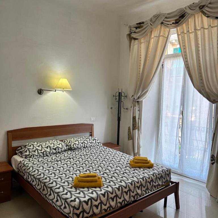 Alloggio in centro ben servito - Two-Bedroom Apartment - 1