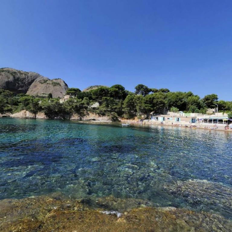 Logement climatisé avec jardin et parking pour 2 personnes en bord de plage - One-Bedroom Apartment - 18