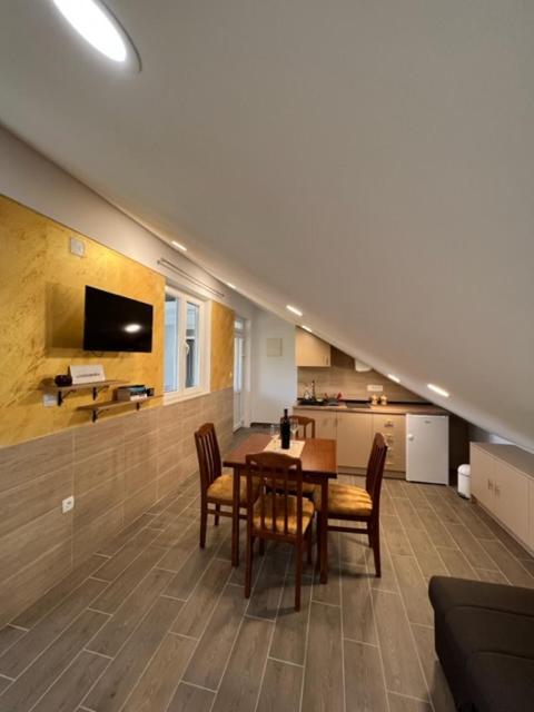 Apartment ĆIRO - One-Bedroom Apartment - 20