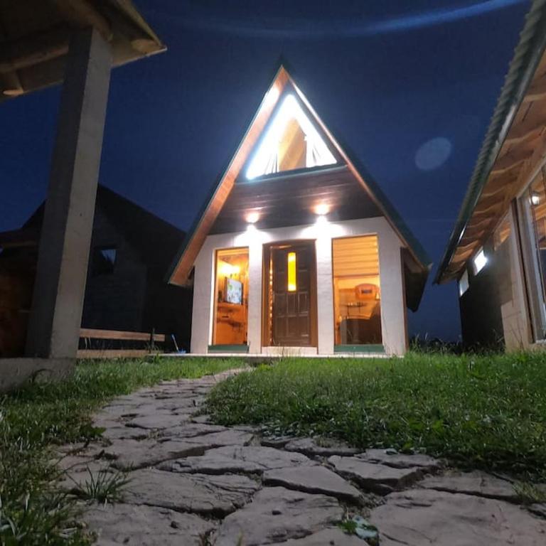 Holiday House - One-Bedroom House - 8