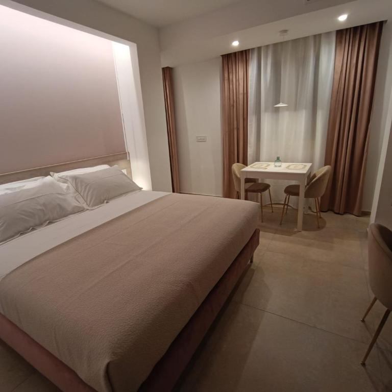 APARTMENT ANDROMEDA - Deluxe Double Room - 4