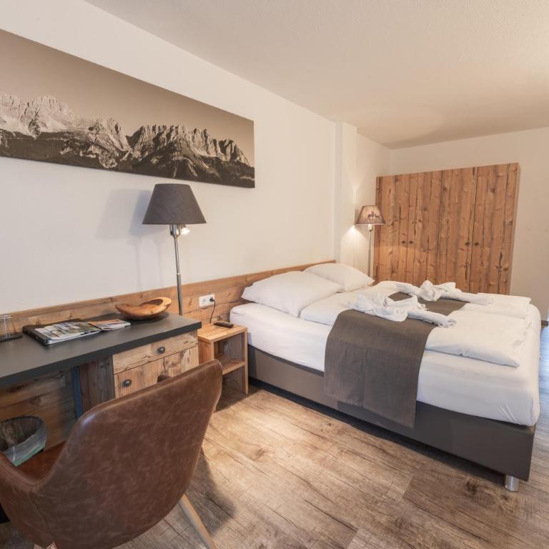 Pension Rainer - Chambre Triple avec Balcon - 1