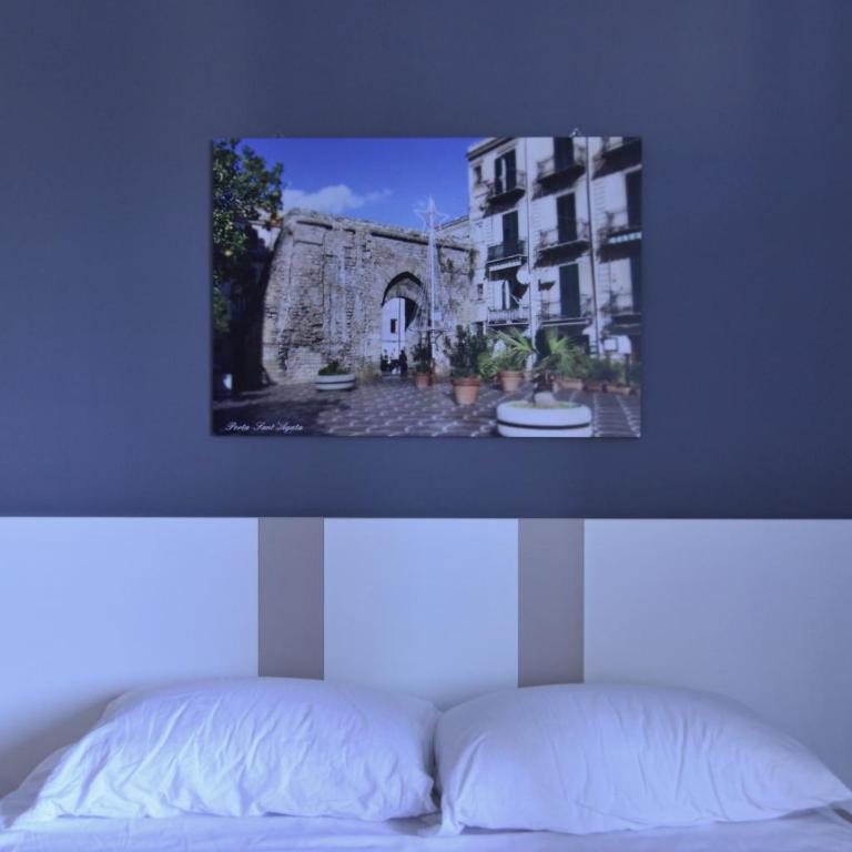 B&B Le Porte Del Centro - Camera Matrimoniale/Doppia con Letti Singoli con Bagno Privato - 3