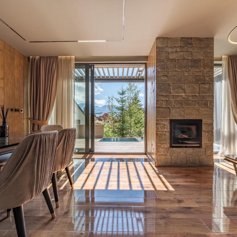 MONTE PINE CHALETS - Two-Bedroom Chalet - 24