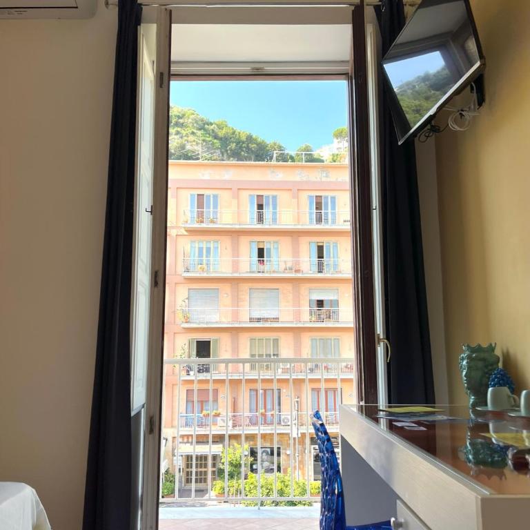 Sorrento Street View - Superior Double Room - 8