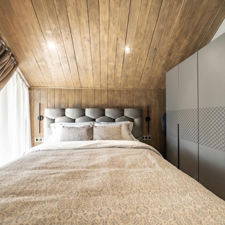 MONTE PINE CHALETS - Two-Bedroom Chalet - 22