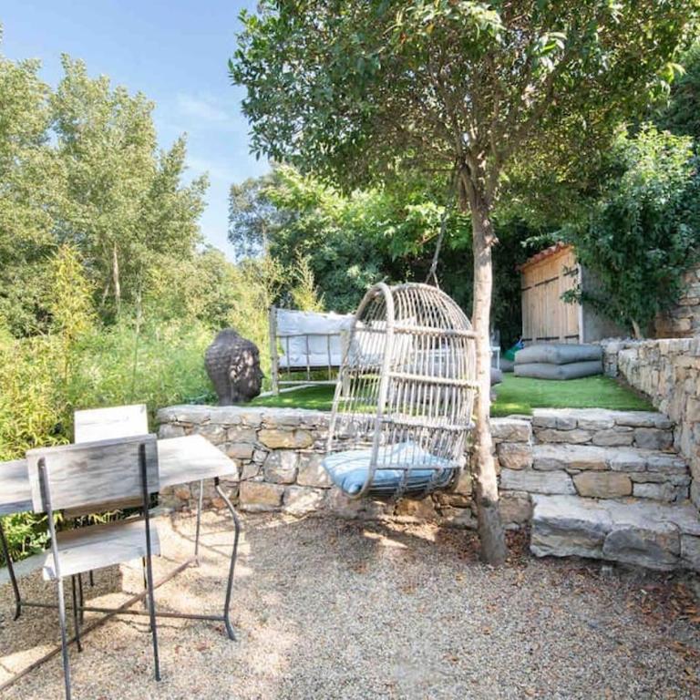 Golfe de St Tropez 3 pièces jardin piscine privée - Apartment mit 2 Schlafzimmern - 56