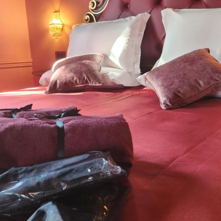 Hotel Zia Piera - Suite Deluxe con Vasca Idromassaggio - 2