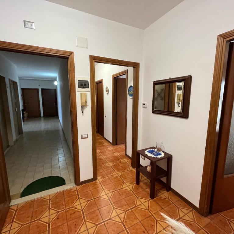 Appartamento Incantevole a Follonica Mare- 5 posti - Appartamento con 2 Camere da Letto - 12