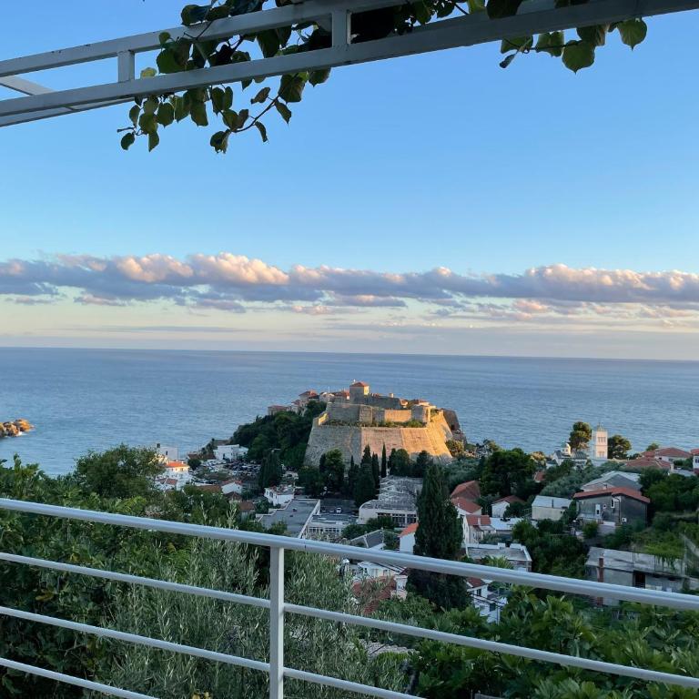 Apartment Luna - Apartment with Sea View - 11