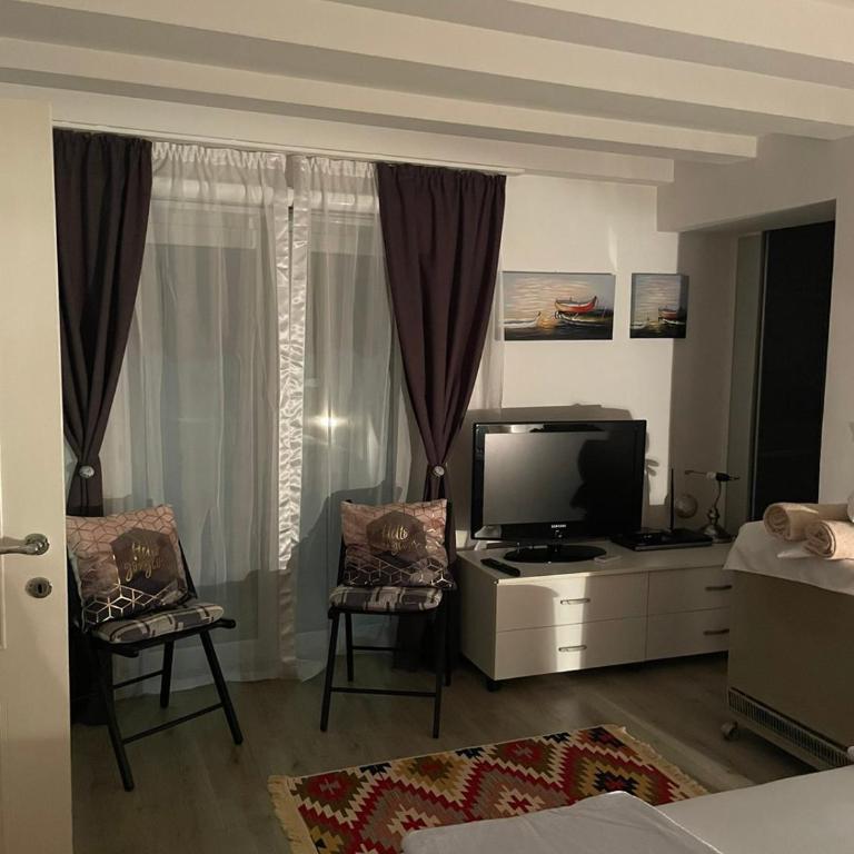 House of Sarajevo - One-Bedroom Apartment - 17