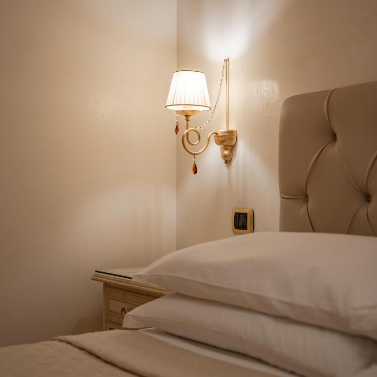 Villa Rosa Antico Dimora Storica - Suite con Vasca Idromassaggio - 4