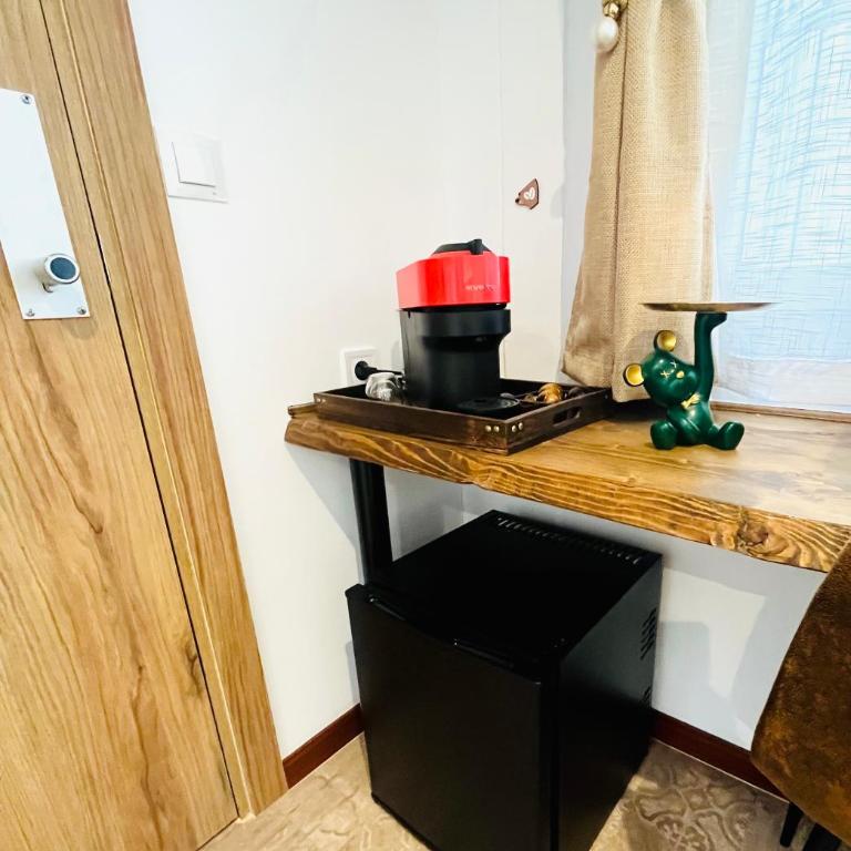 Emilysuites - Malaga Centro Historico - Deluxe King Room - 4